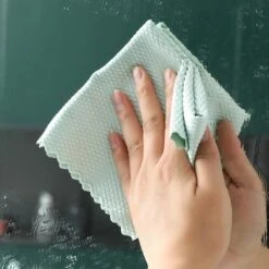 Lopoleis FACU XIV Microvezeldoekjes – 10 Stuks – Microvezeldoeken – Streepvrij – Reinigingsdoekjes – Schoonmaakdoeken – Spiegeldoeken – 30 X 40 Cm -Schoonmaakproducten Winkel 1200x1198 67