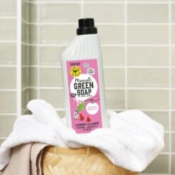 Marcel's Green Soap Wasmiddel Patchouli & Cranberry - 6 X 1 Liter 3 Marcel's Green Soap Wasmiddel Patchouli & Cranberry - 6 X 1 Liter -Schoonmaakproducten Winkel 1200x1200 1344