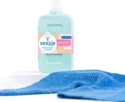 Seepje Wasmiddel - Vrolijke Lotus - Wasmiddel Wol En Fijn – Natuurlijke Ingredienten - 3 X 23 Wasbeurten - 3 X 1L -Schoonmaakproducten Winkel 1200x984