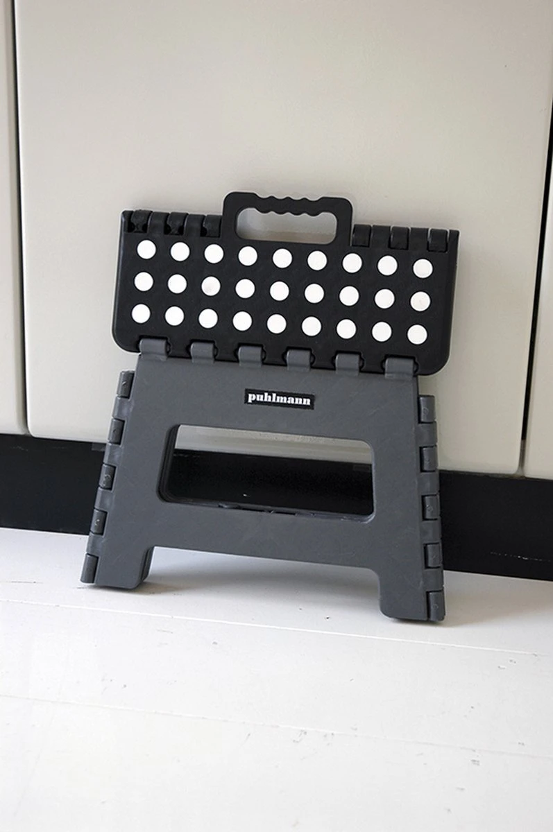 PUHLMANN - inklapbare kruk, JAMES, plastic, grijs, 22 cm hoog, max 100 kilo PUHLMANN - Inklapbare Kruk, JAMES, Plastic, Grijs, 22 Cm Hoog, Max 100 Kilo -Schoonmaakproducten Winkel 797x1200 1